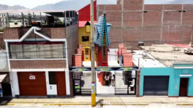 Peru'da İnşa Edilen 63 Santimetrelik Ev Dünya Rekoruna Koşuyor