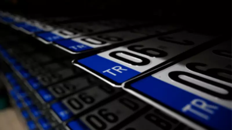 Plaka Yönetmeliğinde Devrim Gibi Değişiklik: Hatalı Plakalar Ücretsiz Yenilenecek