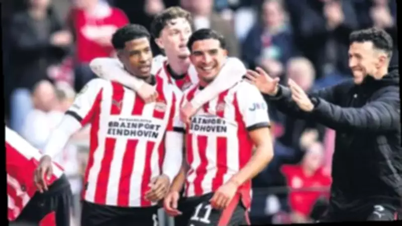 PSV Eindhoven, Hollanda Ligi'nde Üst Üste Üçüncü Şampiyonluğunu İlan Etti
