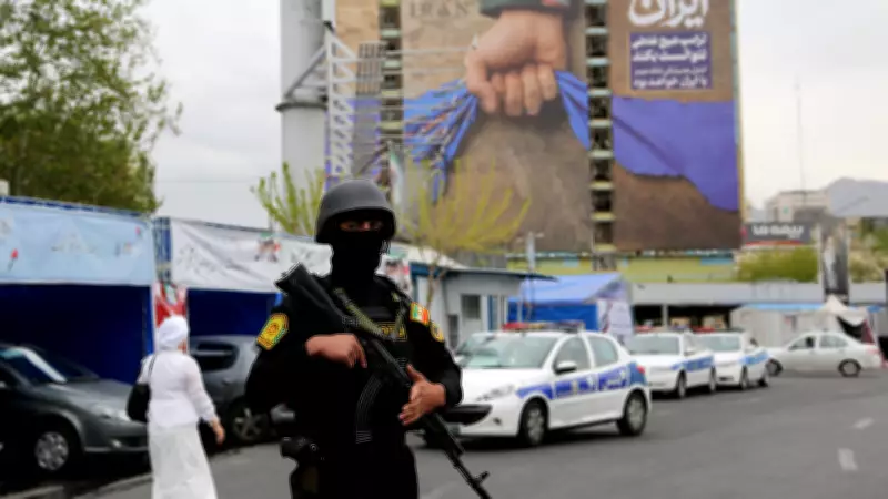 İran Devrim Muhafızları'ndan Hürmüz Boğazı'nda Sert Uyarı: 'Ölümcül Girdap'