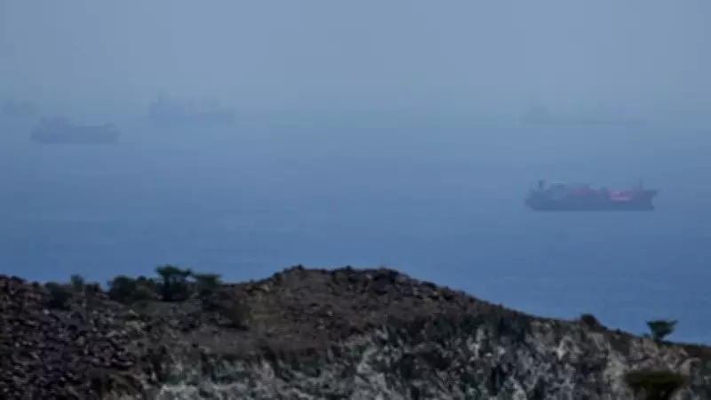 İran medyası: Son 72 saatte 52 İran gemisi ablukayı geçti