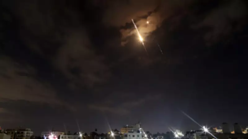 İran'ın Füze Saldırısı: İsrail'in Merkezinde 10'dan Fazla Nokta Vuruldu