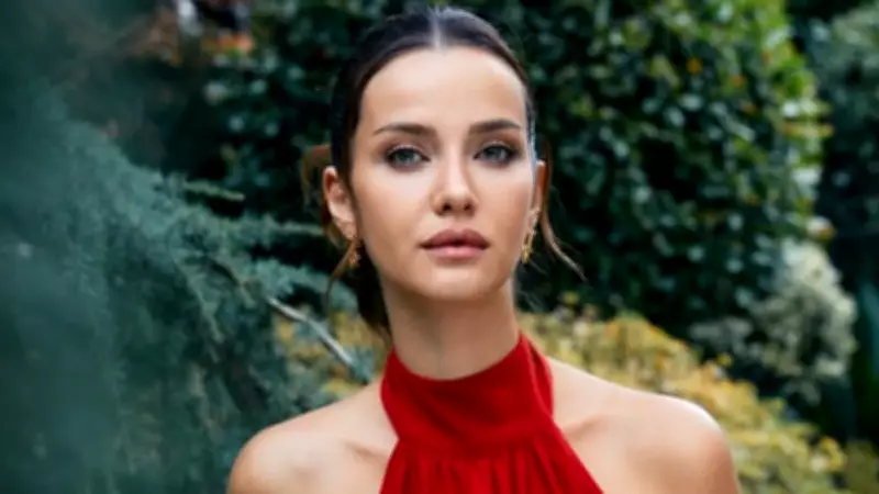 İrem Helvacıoğlu minik kızıyla baharın tadını çıkardı