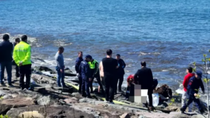 Rize Pazar'da sahilde erkek cesedi bulundu, kimlik tespiti için adli tıpa kaldırıldı
