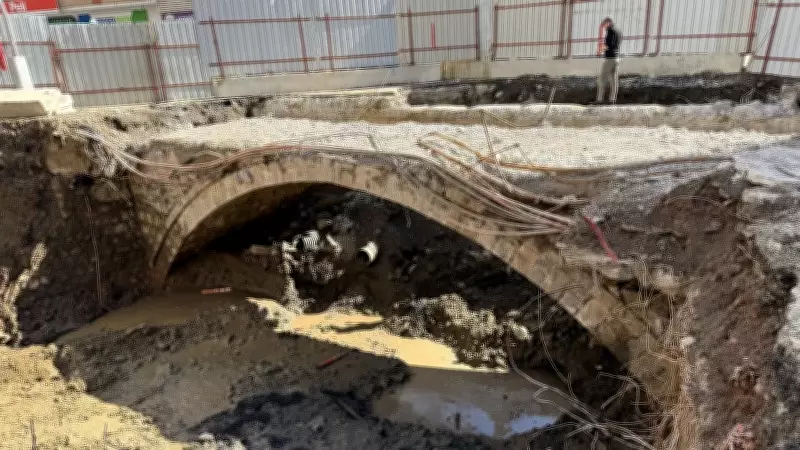 Rize'de Yol Çalışmasında 1826 Yapımı Tarihi Köprü Bulundu