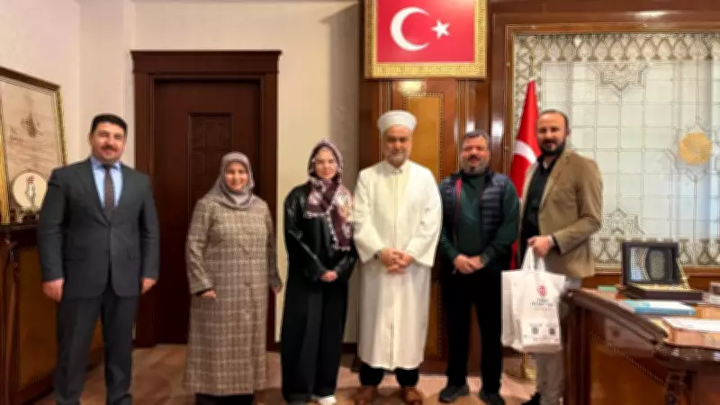 Rus Vatandaşı Anzhela, Adana'da Düzenlenen Törenle Müslüman Oldu ve Melek Adını Aldı