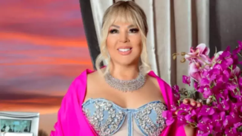 Safiye Soyman'ın Taşlı Gözlükleri Sosyal Medyada Gündem Oldu