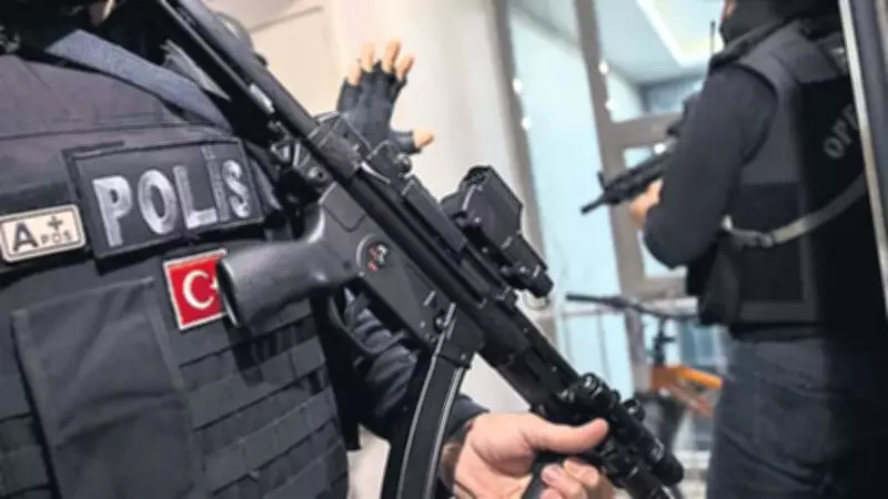 Sahte Polis Çetesine 3 İlde Eş Zamanlı Operasyon: 11 Tutuklama