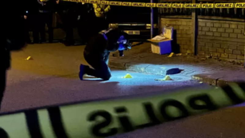 Sakarya'da Polisle 3 Sokak Çatışan Şüpheli, Okul Önünde Vurularak Etkisiz Hale Getirildi