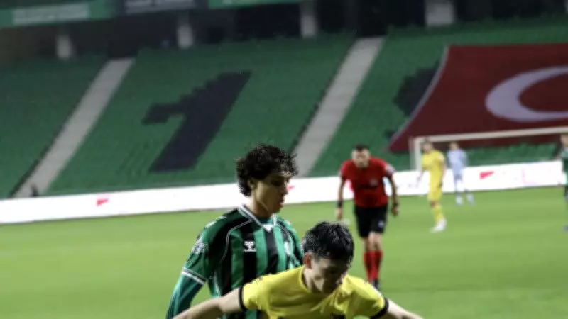 Sakaryaspor ile İstanbulspor 2-2 Berabere Kaldı, Bostan Kırmızı Kart Gördü