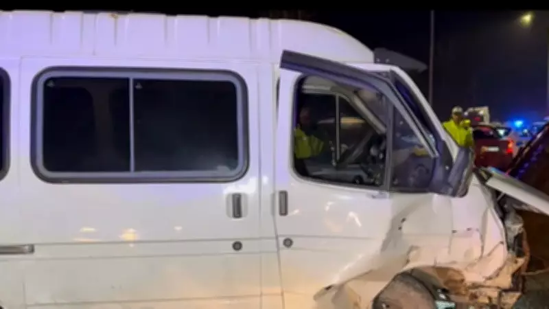 Samsun'da Zincirleme Trafik Kazası: 2'si Çocuk 6 Kişi Yaralandı