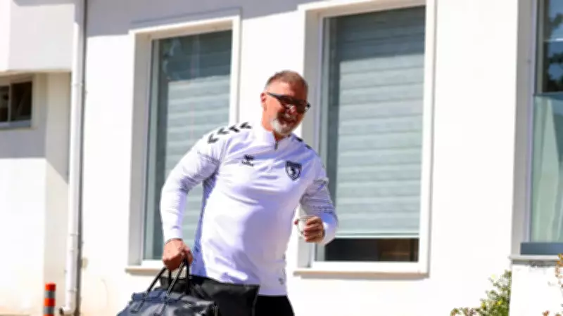 Samsunspor, Alanyaspor maçı hazırlıklarını tamamlayarak Antalya'ya gitti