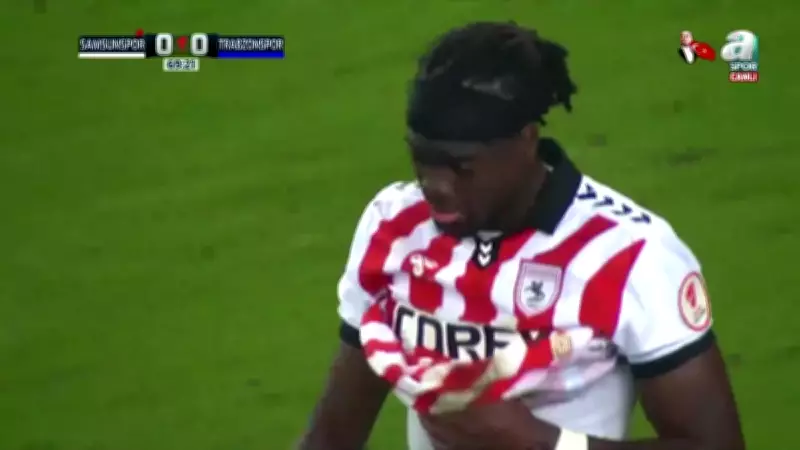 Samsunspor, Trabzonspor Maçında 10 Kişi Kaldı! Ndiaye Kırmızı Kart Gördü