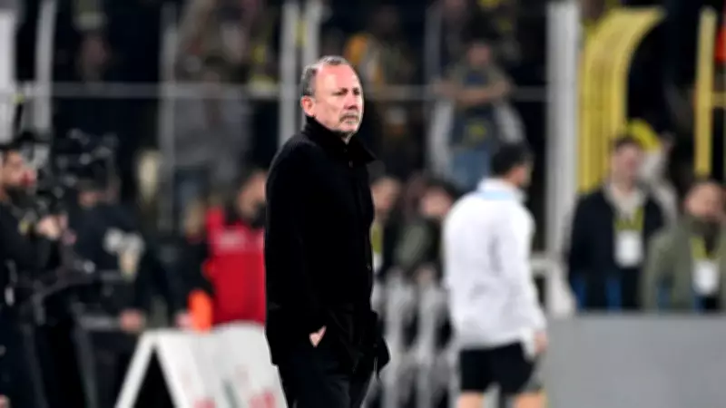 Sergen Yalçın, Beşiktaş'taki 100. Süper Lig maçına çıkıyor