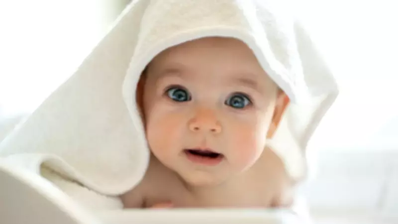 Sevimli Bebek ve Yavru Hayvanları Isırma İsteği: Bilimsel Açıklama