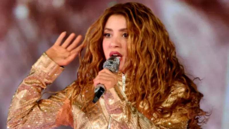 Shakira konseri sahne kurulumunda işçi öldü
