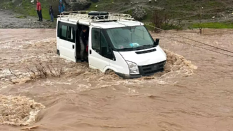 Siirt'te Yağmur Faciası: Hasta Kadın Taşan Derede Can Verdi