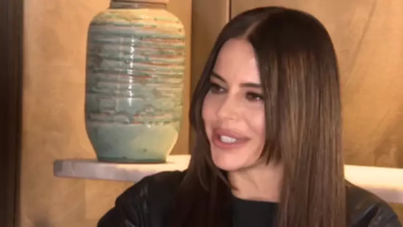 Simge Sağın Yeni Aşkını İlan Etti: DJ İlkay Şencan ile İlk Fotoğraf Paylaşımı