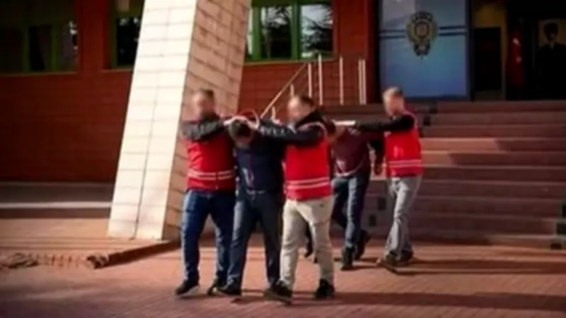 Sosyal Medyada Ev İlanıyla 1 Milyon TL Dolandıran 2 Şüpheli Tutuklandı