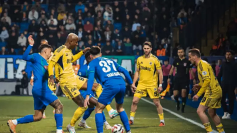 Süper Lig'de Kritik Karşılaşma: Fenerbahçe, Rizespor'u Ağırlıyor