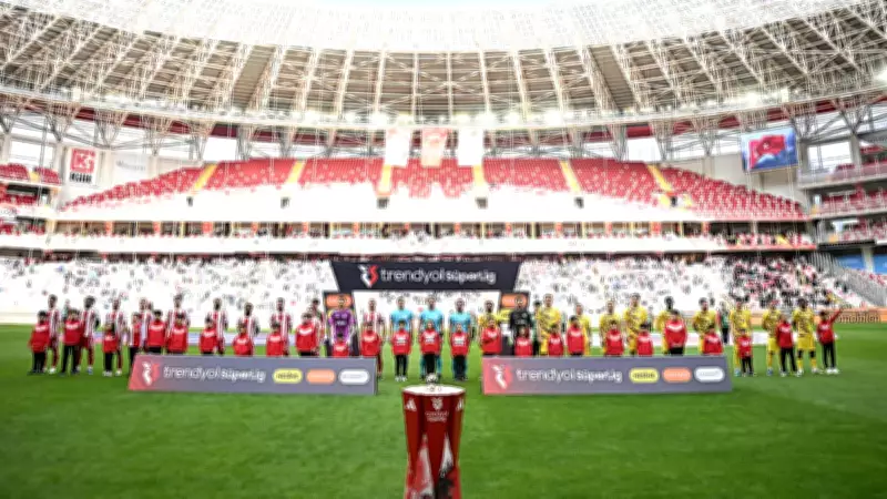 Süper Lig'de Zirve Yarışı: Galatasaray, Fenerbahçe ve Trabzonspor'un Puan Durumu