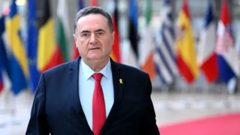 İsrail Savunma Bakanı Katz, Hizbullah Lideri Kasım'ı Suikastla Tehdit Etti