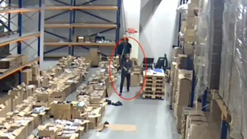 İstanbul Havalimanı'nda Gümrük Vurgunu: Şampanya ile Kutlama Görüntüleri