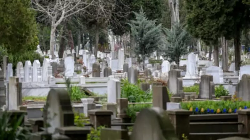 İstanbul Valiliği'nden Mezarlıklara Güvenlik Kararı: 7/24 Kamera Sistemi Geliyor