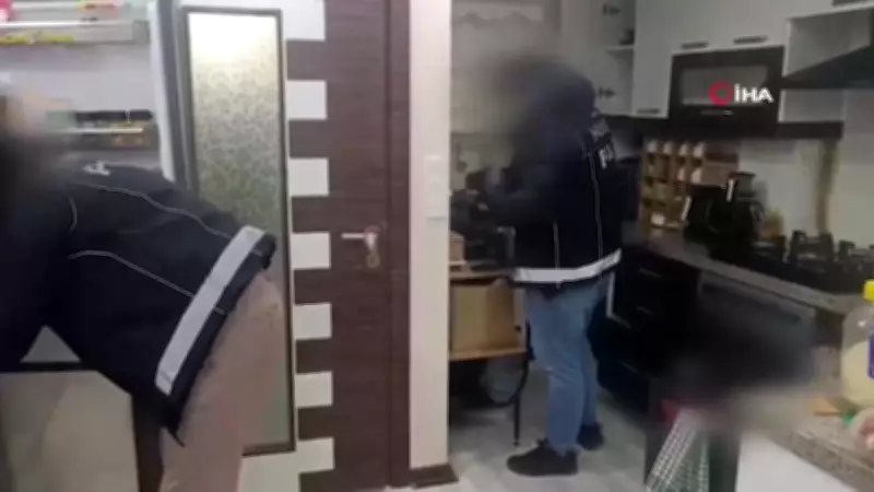 İstanbul'da Büyük Uyuşturucu Operasyonu: 3 Gözaltı ve Tonlarca Madde Ele Geçirildi