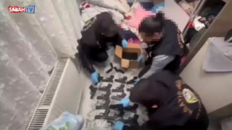 İstanbul'da Kaçak Silah Operasyonu: 91 Tabanca ve 205 Şarjör Ele Geçirildi
