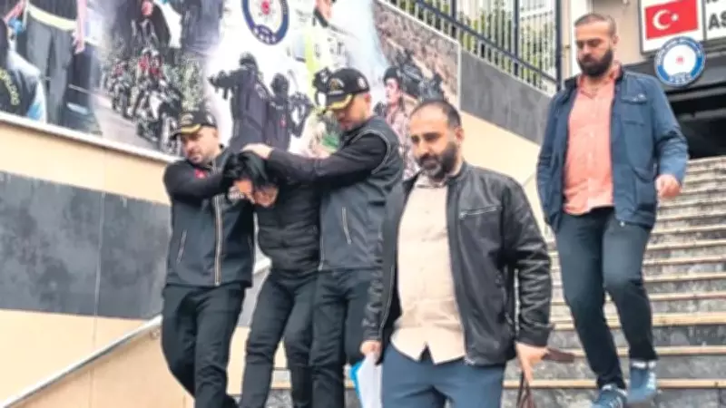 İstanbul'da Sahte Altın Kalpazanlarına Operasyon: 7 Suç Kayıtlı Şüpheli Yakalandı