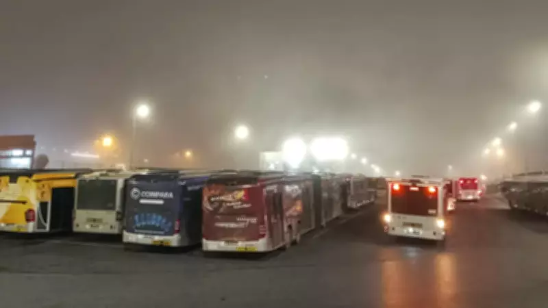 İstanbul'da Yoğun Sis Hayatı Olumsuz Etkiledi: Görüş Mesafesi 20 Metrenin Altına Düştü