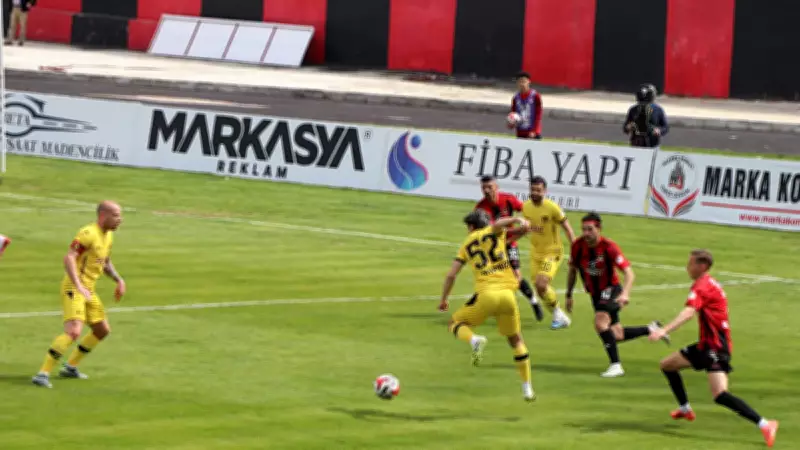 İstanbulspor, Vanspor'u Deplasmanda 3-1 Mağlup Etti