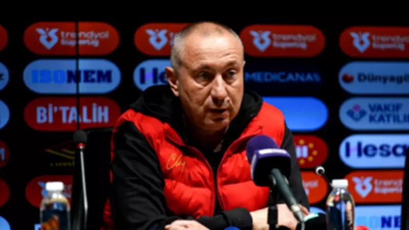 Stoilov: Duran Top Golü Yemekten Mutlu Değiliz, Avrupa Hedefi İçin Çalışacağız