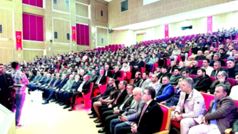 Suriye Türkmenleri Türkiye'de Bir Araya Geldi: 'Kalplerimiz Burada'