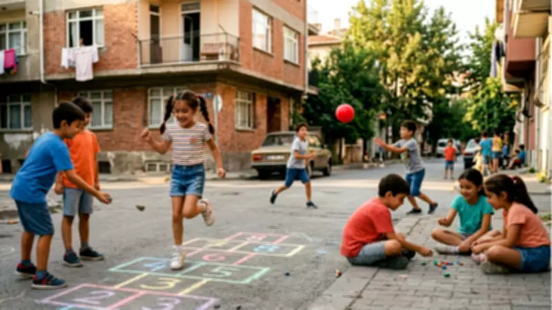 Tabletlerden Önce Sokaklar Çocuk Sesleriyle Doluydu: 80'ler ve 90'ların Unutulan Oyunları
