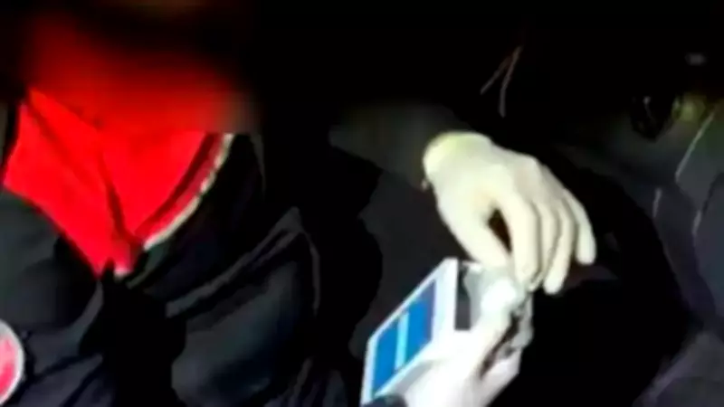 Taksicinin POS cihazından kokain çıktı