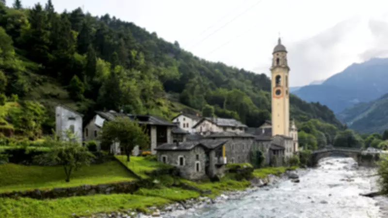 İtalya'nın Viganella Köyü: 3 Aylık Karanlığa Dev Aynalarla Çözüm