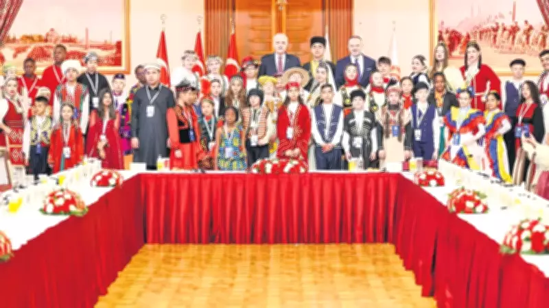 TBMM Başkanı Kurtulmuş, 26 Ülkeden Gelen Çocukları Kabul Etti