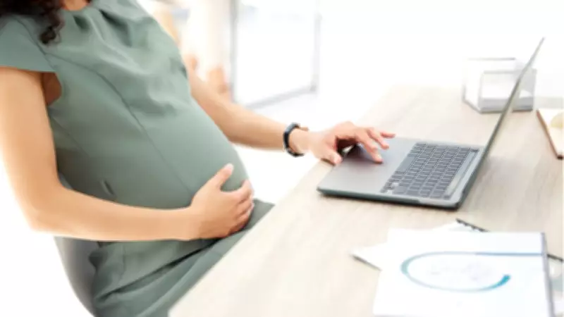 TBMM Komisyonu'ndan Geçti: Doğum İzni 24 Haftaya Yükseliyor