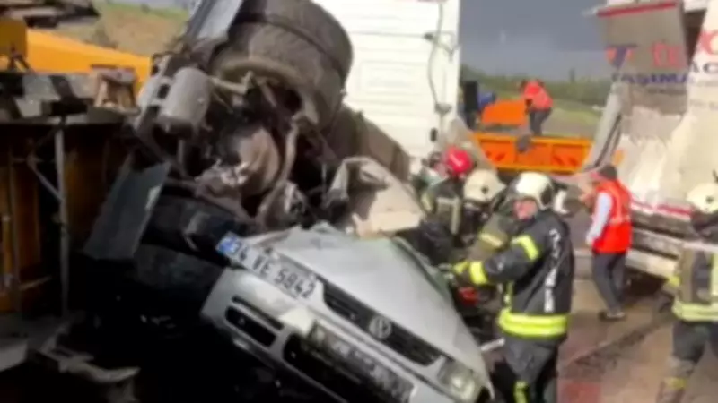 TEM Otoyolu'nda Zincirleme Kaza: 2 Can Kaybı, Çok Sayıda Yaralı