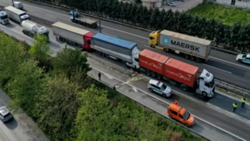 TEM'de 6 TIR'ın karıştığı zincirleme kaza: Ankara yönünde ulaşım aksadı