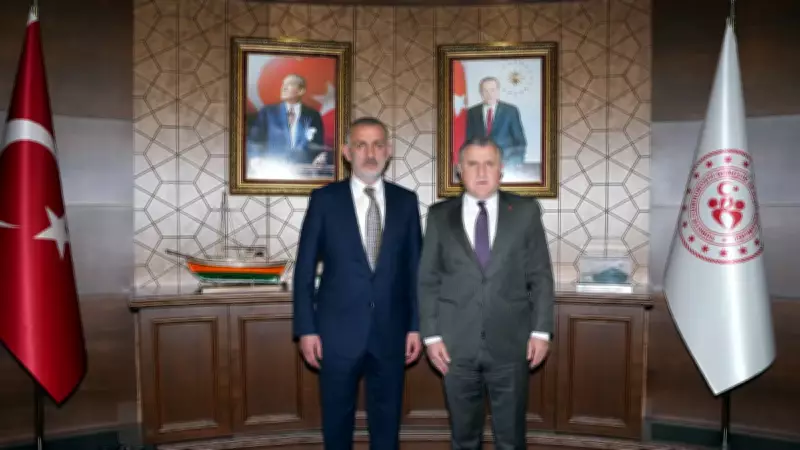 TFF Başkanı Hacıosmanoğlu, Bakan Bak'ı Ziyaret Etti: Futbol Gündemi Masaya Yatırıldı