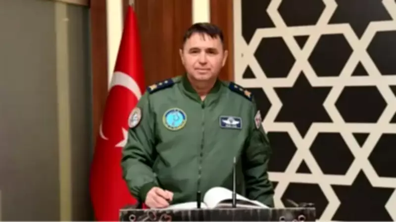 Tümgeneral Mete Kuş görevden alındı, yerine Tuğgeneral Esat Çetin atandı