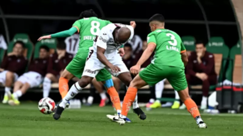 Trabzonspor, Alanyaspor Karşısında Puan Kaybetti: Süper Lig'de Liderlik Yolculuğu Zorlaştı