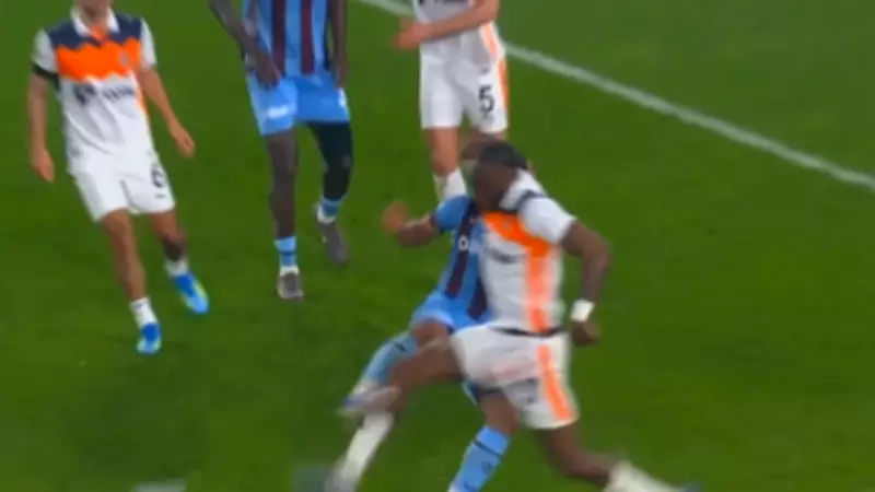 Trabzonspor-Başakşehir Maçında Penaltı Kararı Tartışma Yarattı