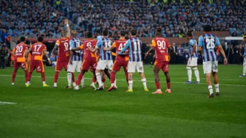 Trabzonspor-Galatasaray Maçı Dünya Basınında Yer Buldu: Icardi İçin 'Topa Dokunmadı' Yorumu