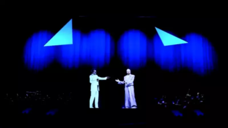 Türkiye 5G ile Tanıştı: Müslüm Gürses Hologramı İle Anlamlı Başlangıç