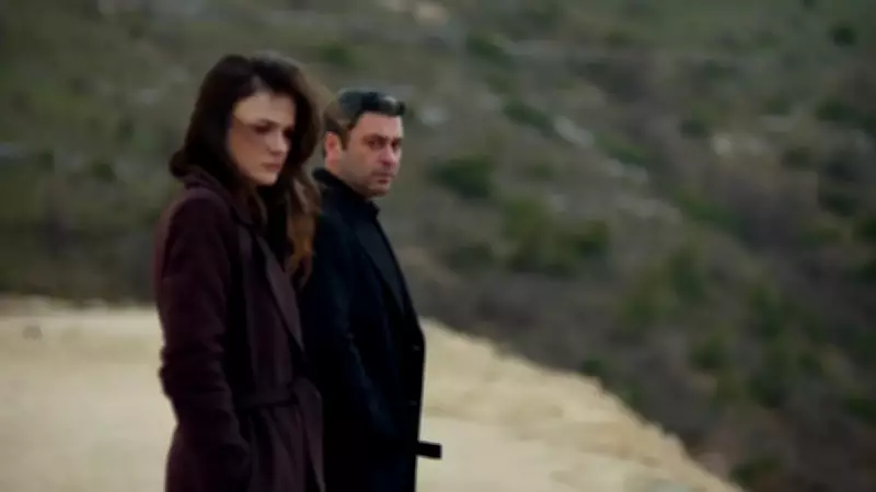 Uzak Şehir 57. Bölüm Fragmanı: Kanal D'de Heyecan Dorukta