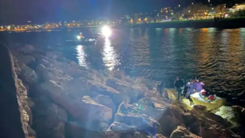 Van Gölü'nde Kaybolan Gencin Cansız Bedeni Bulundu, Bora Öner Olduğu Tespit Edildi